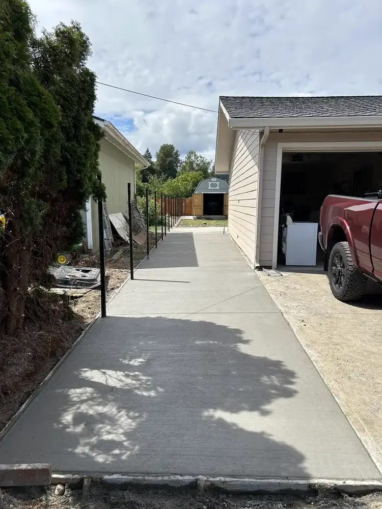 Sidewalks & Walkways project by Platinum Construction
