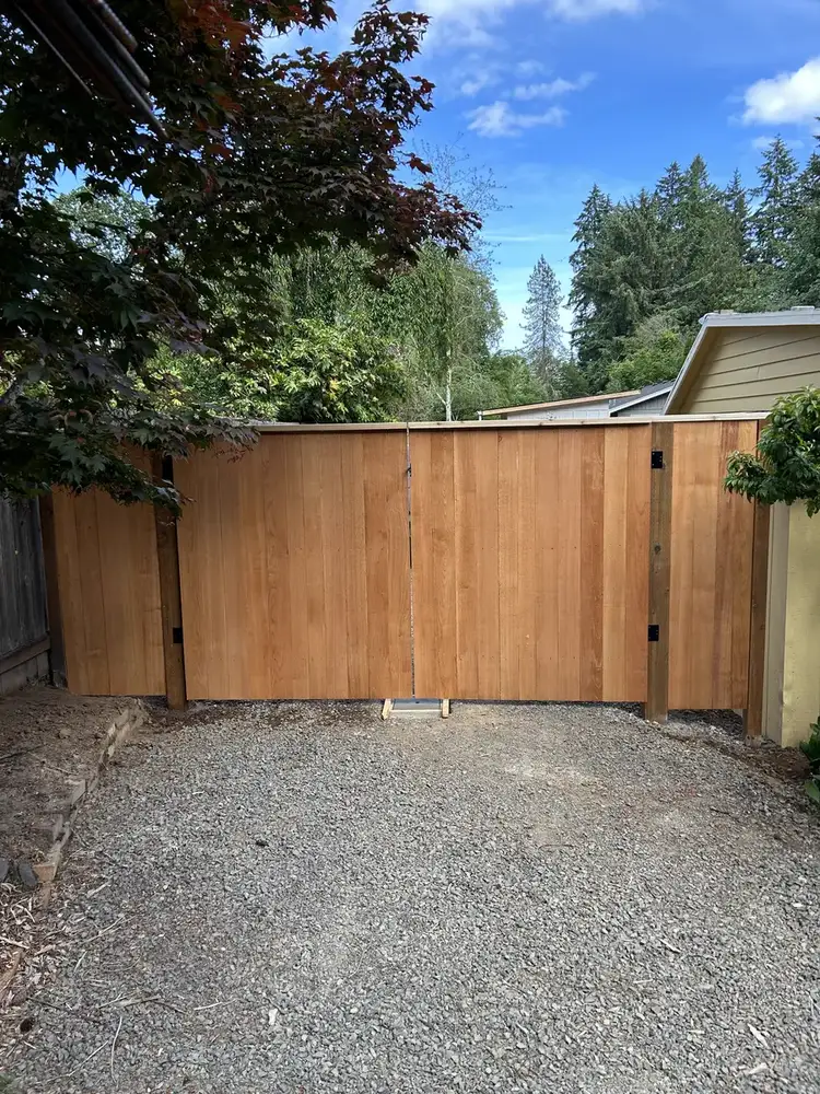 Fencing & Gates - Platinum Construction