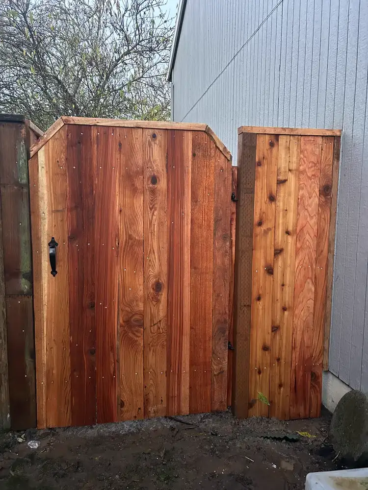Fencing & Gates - Platinum Construction